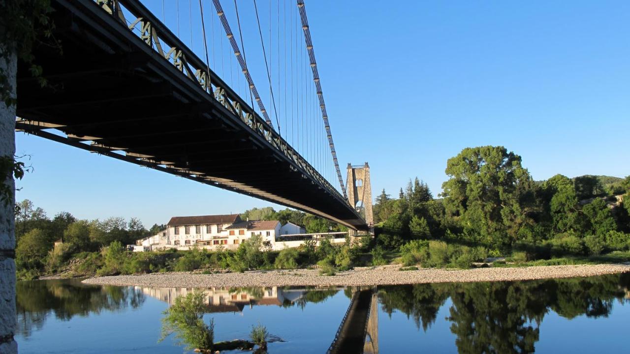 فيلا "Les Tournesols" Saint-Martin-dʼArdèche المظهر الخارجي الصورة