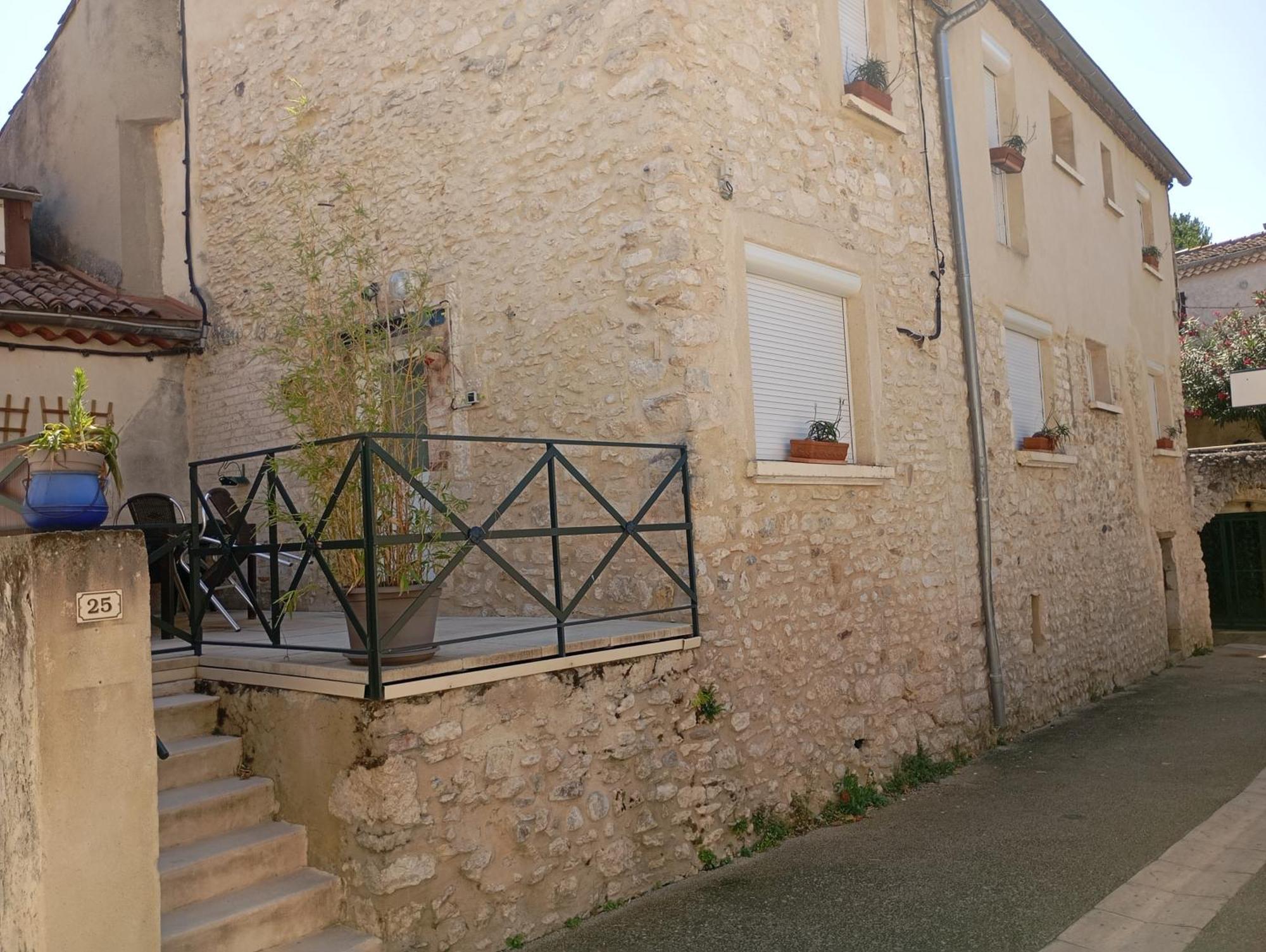 فيلا "Les Tournesols" Saint-Martin-dʼArdèche المظهر الخارجي الصورة